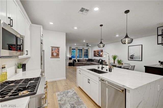 11553 Cedar Shore Avenue, Las Vegas, NV 89138