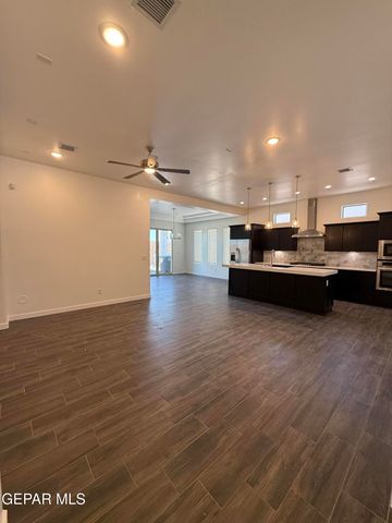 13389 CARTERTON Avenue, Horizon City, TX 79928