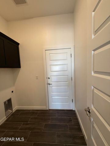 13389 CARTERTON Avenue, Horizon City, TX 79928