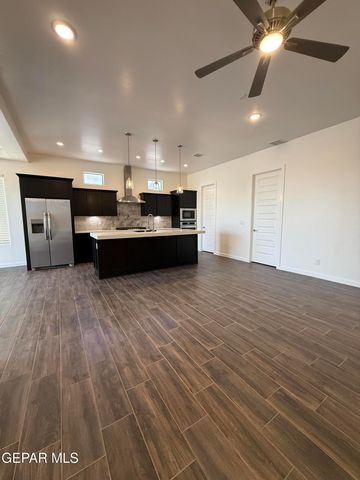 13389 CARTERTON Avenue, Horizon City, TX 79928