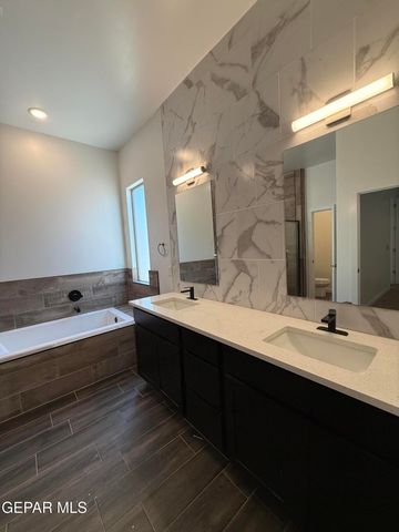 13389 CARTERTON Avenue, Horizon City, TX 79928