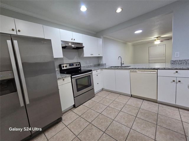 1611 SHADY RIDGE COURT 260, Orlando, FL 32807