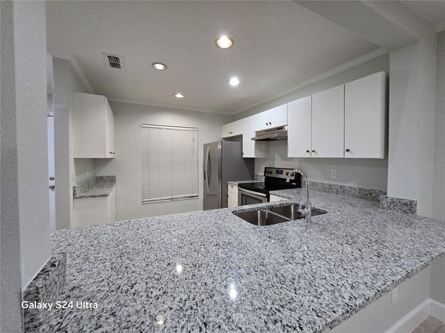 1611 SHADY RIDGE COURT 260, Orlando, FL 32807