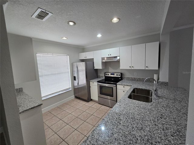 1611 SHADY RIDGE COURT 260, Orlando, FL 32807