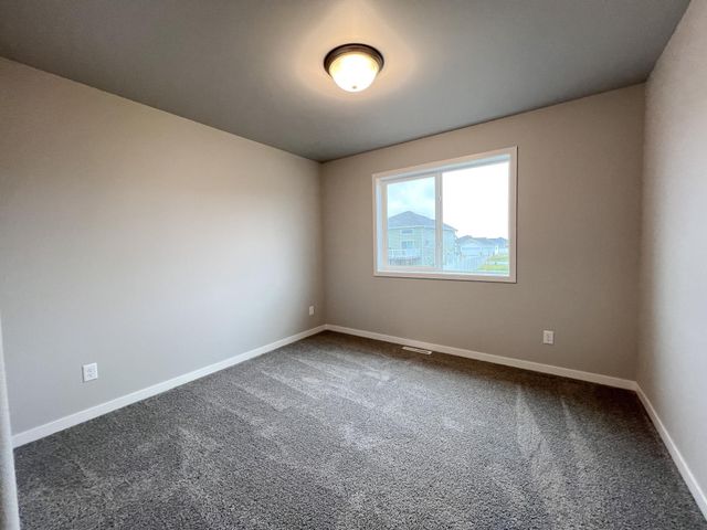 3643 19th Street S, Moorhead, MN 56560