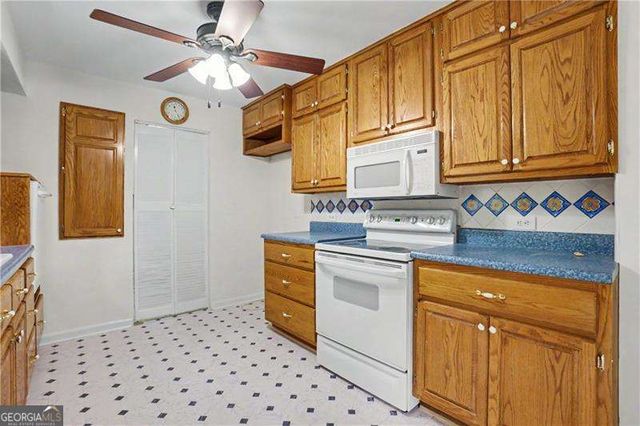 391 Beaumont Drive, Stone Mountain, GA 30087