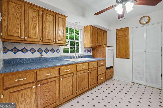 391 Beaumont Drive, Stone Mountain, GA 30087