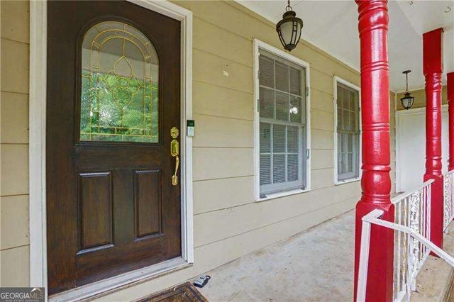 391 Beaumont Drive, Stone Mountain, GA 30087