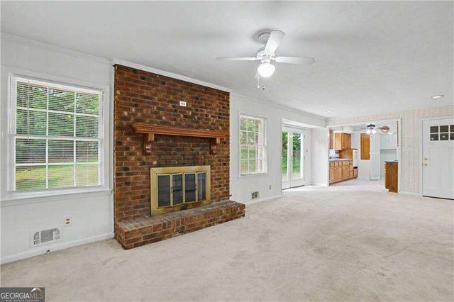 391 Beaumont Drive, Stone Mountain, GA 30087