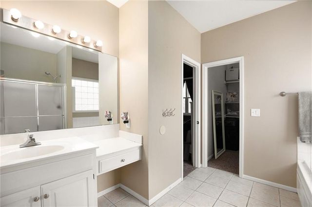 11231 N Summit Street, Kansas City, MO 64155