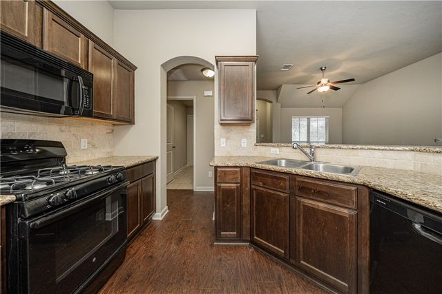 15464 Baker Meadow Loop, College Station, TX 77845