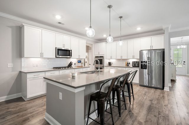 17 Hammermill Ln, Bluffton, SC 29909