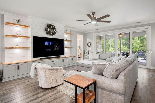 17 Hammermill Ln, Bluffton, SC 29909