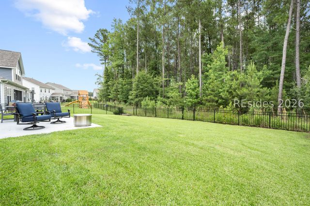 17 Hammermill Ln, Bluffton, SC 29909