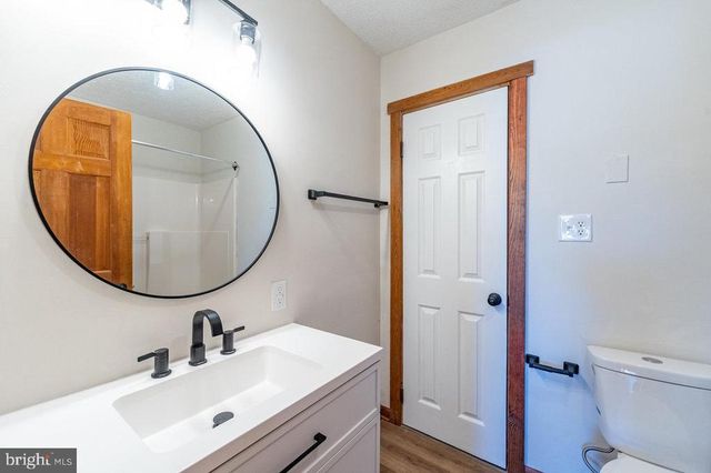 321 HONEYVILLE RD, Stanley, VA 22851