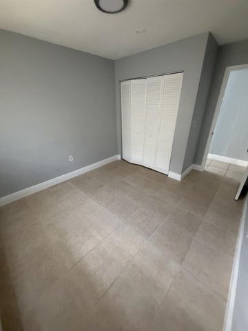 3884 NW 207th Street Road, Miami Gardens, FL 33055