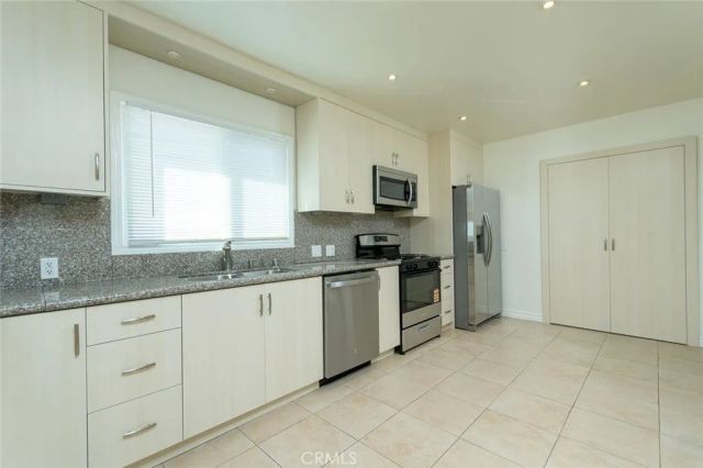 2111 N Verdugo, Glendale, CA 91208