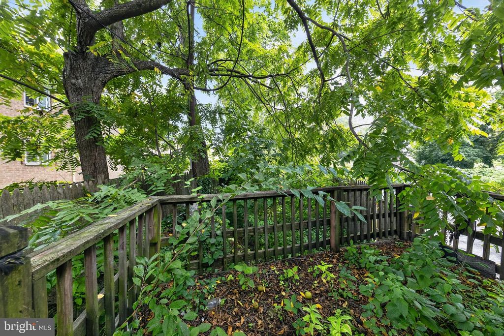 316 E 24TH ST, CHESTER, PA 19013 — photo 4