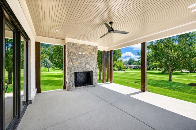 508 Meadowlark Ln, Brentwood, TN 37027