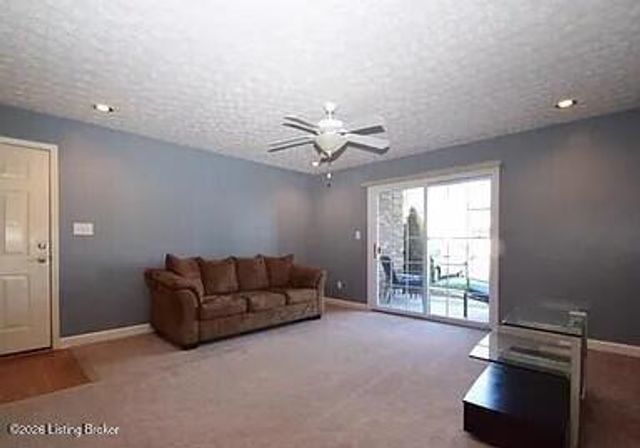11913 N Tazwell Dr APT 1, Louisville, KY 40245