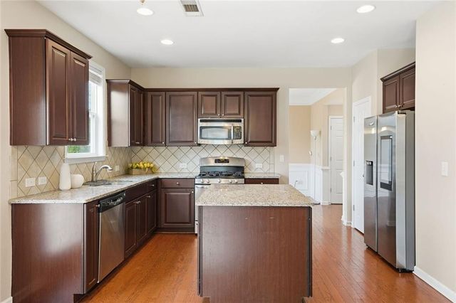 120 Bevington Lane, Woodstock, GA 30188