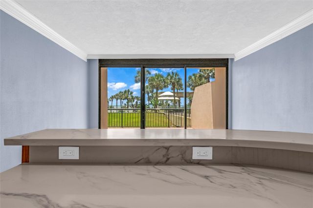 5220 Seawall Boulevard 331, Galveston, TX 77551