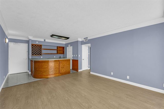 5220 Seawall Boulevard 331, Galveston, TX 77551