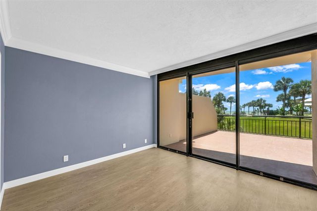 5220 Seawall Boulevard 331, Galveston, TX 77551