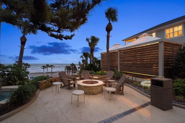 5220 Seawall Boulevard 331, Galveston, TX 77551