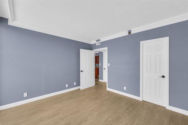 5220 Seawall Boulevard 331, Galveston, TX 77551
