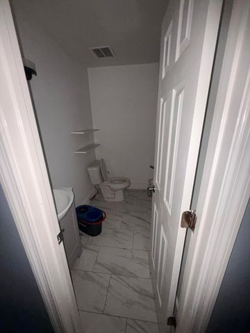 321 NW 57TH Street, Oakland Park, FL 33309