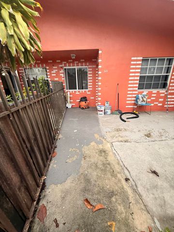 321 NW 57TH Street, Oakland Park, FL 33309