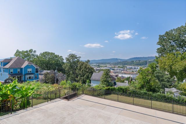 405 Forest Avenue, Chattanooga, TN 37405