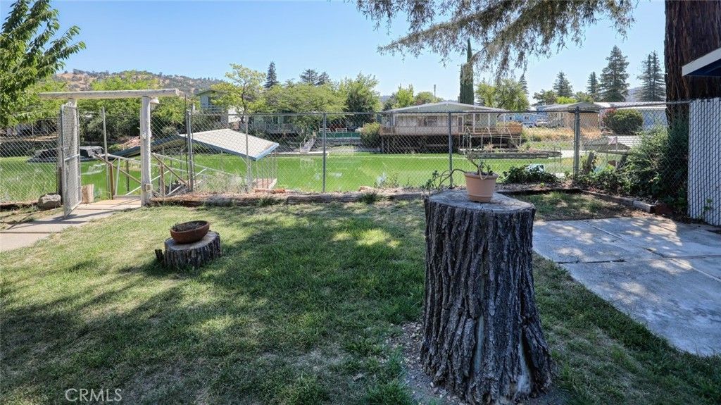 Image 18 of property listing at 12623 Shoreview, Clearlake Oaks, CA 95423
