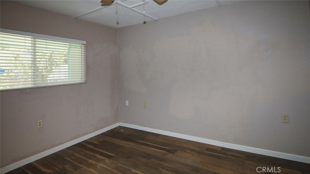 Image 4 of property listing at 12623 Shoreview, Clearlake Oaks, CA 95423