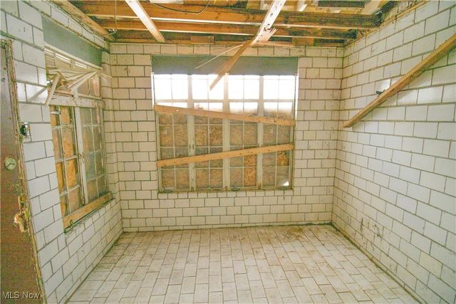 9521 Union Avenue, Cleveland, OH 44105