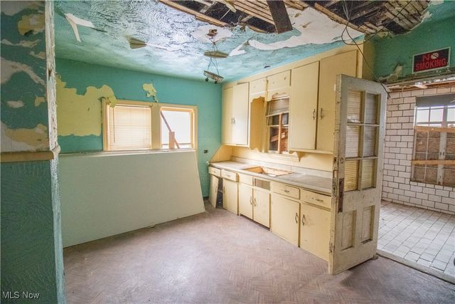 9521 Union Avenue, Cleveland, OH 44105