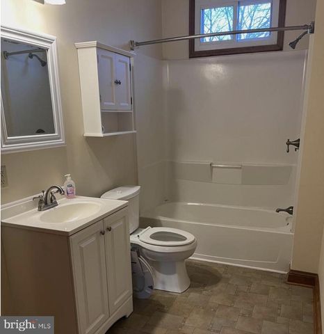 132 HADDON AVE, West Berlin, NJ 08091