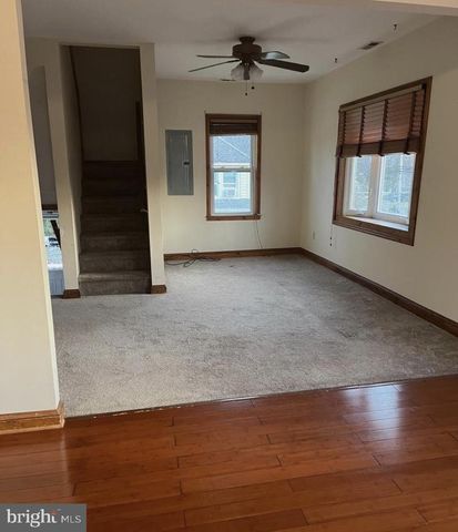 132 HADDON AVE, West Berlin, NJ 08091