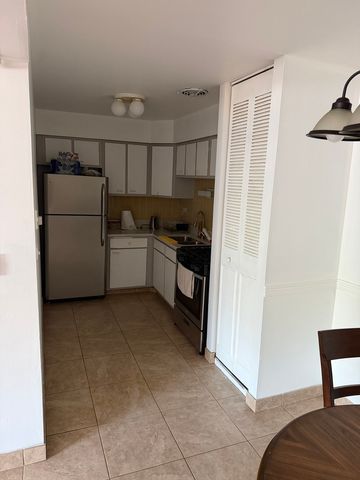 5358 N Cumberland Avenue 213, Chicago, IL 60656