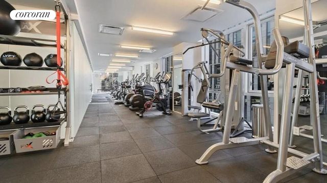 200 Chambers St Apt 3T, New York City, NY 10007