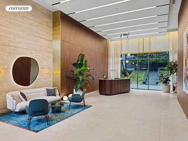 200 Chambers St Apt 3T, New York City, NY 10007