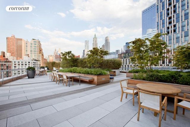 200 Chambers St Apt 3T, New York City, NY 10007
