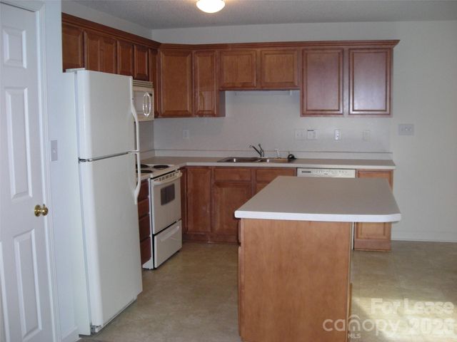 123 Clusters Circle, Mooresville, NC 28117