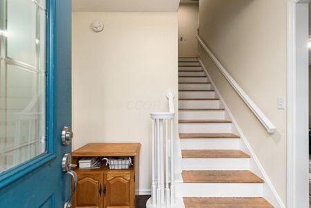 1003 Cross Country Drive, Columbus, OH 43235