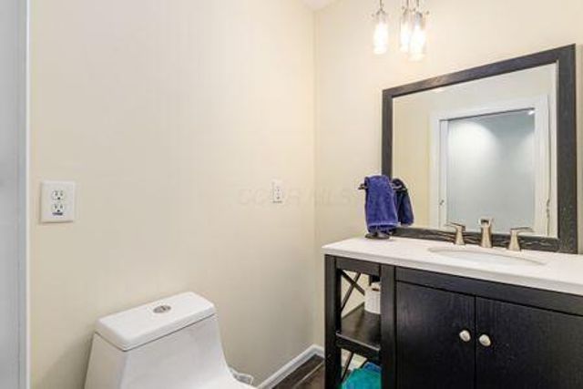 1003 Cross Country Drive, Columbus, OH 43235