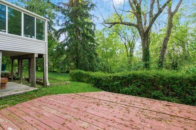 1003 Cross Country Drive, Columbus, OH 43235