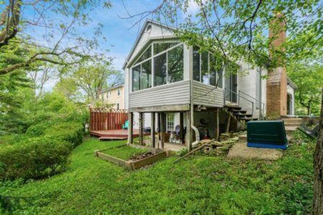 1003 Cross Country Drive, Columbus, OH 43235