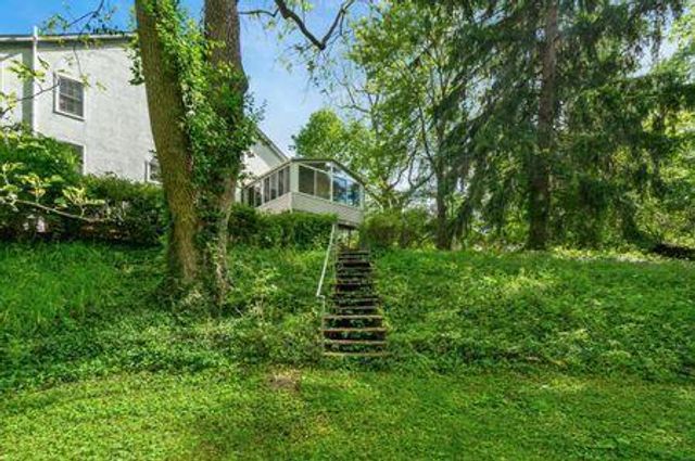 1003 Cross Country Drive, Columbus, OH 43235