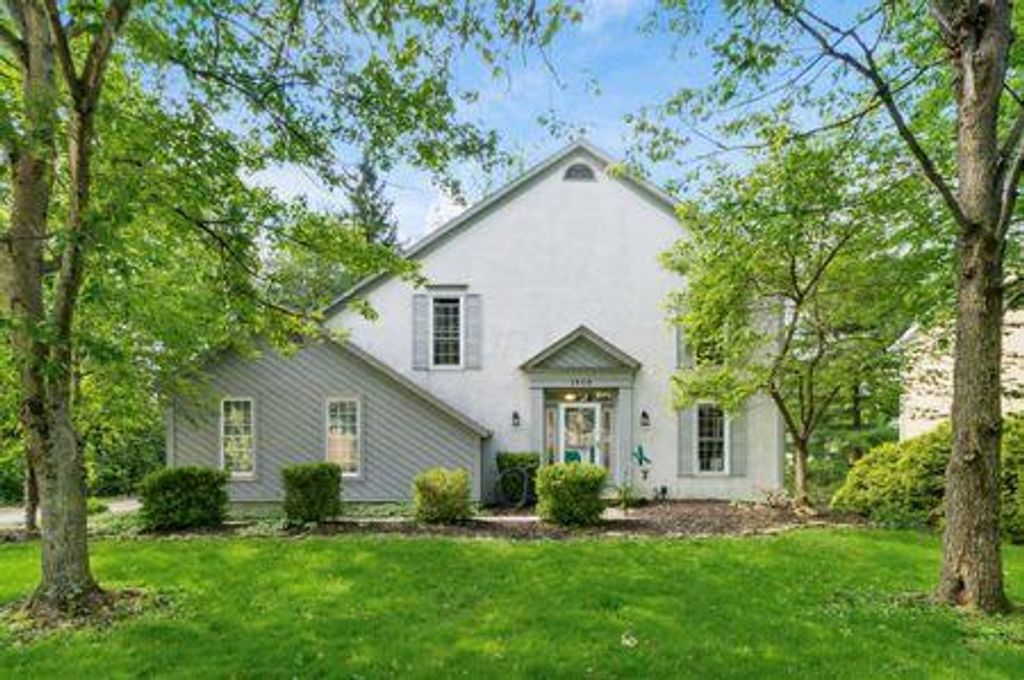 1003 Cross Country Drive, Columbus, OH 43235